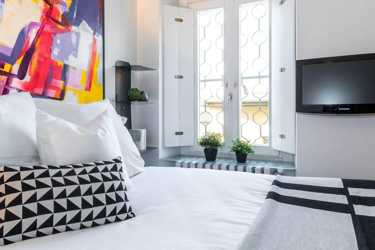 Altido Lovely Mansard Milano